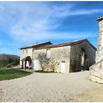 Дом отдыха Le Belvedere Aux Cygnes Du Moulin Du Roy Touvre