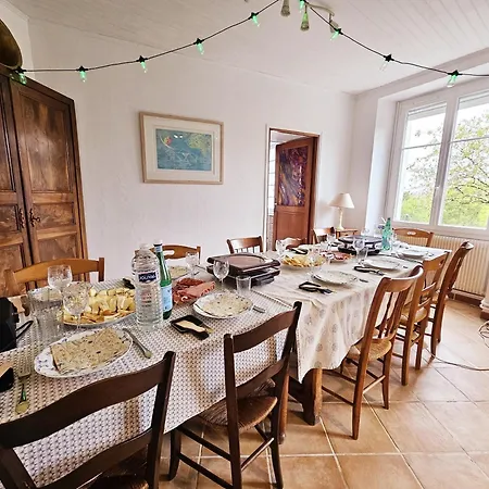 Grande Maison Escapade Au Bord De La Riviere Touvre